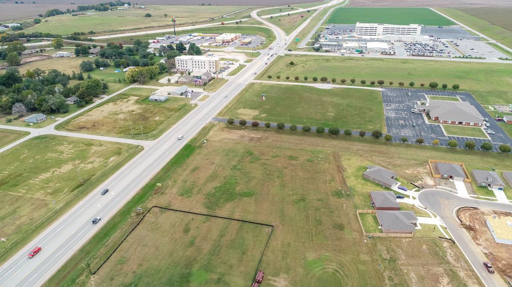 2180 N Main St, Newcastle, OK 73065